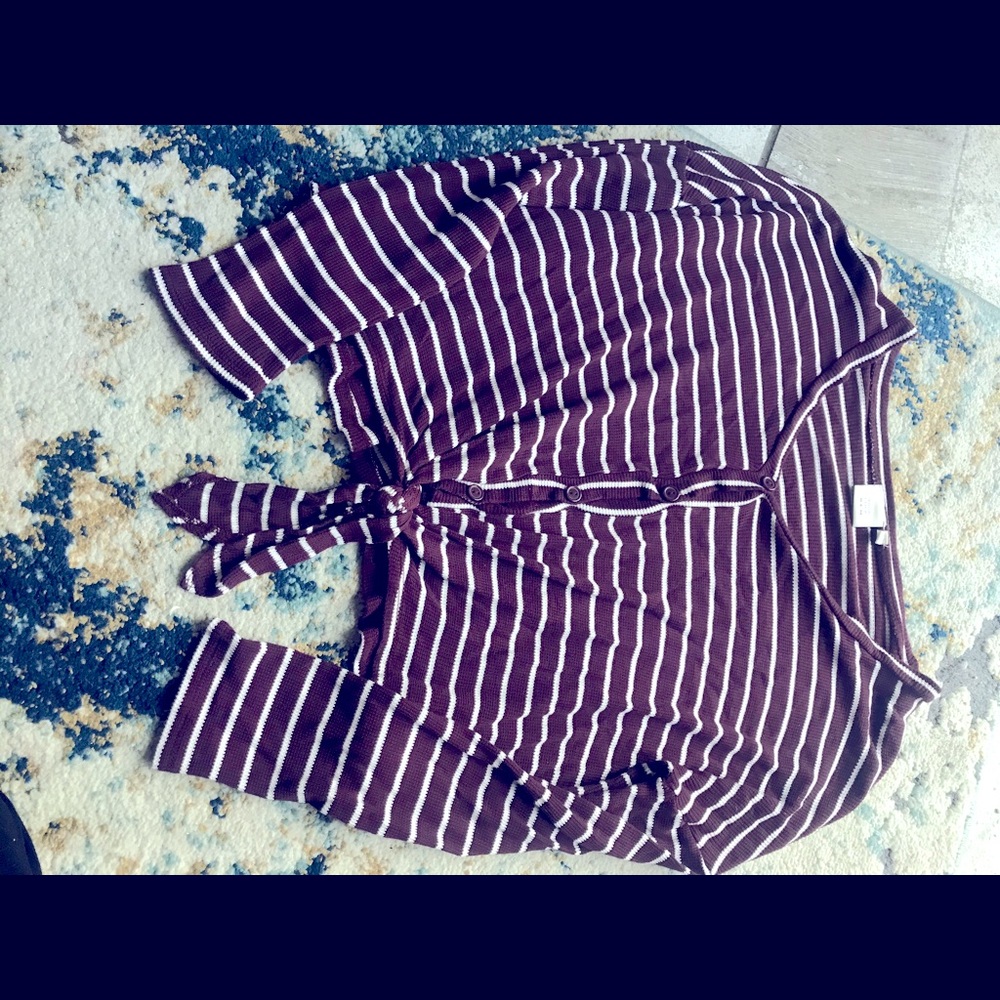 Cropped tied top